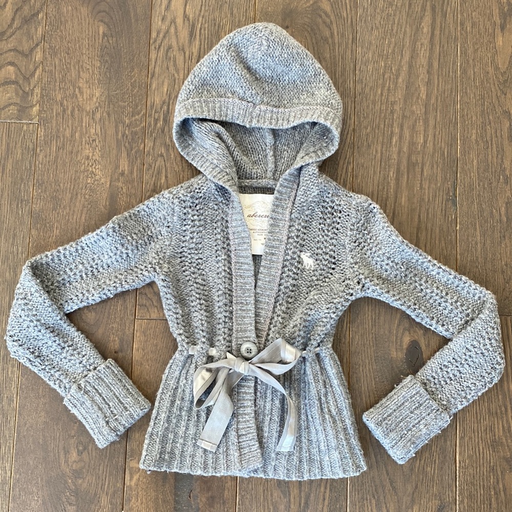 Abercrombie and Fitch Girls Sweater small